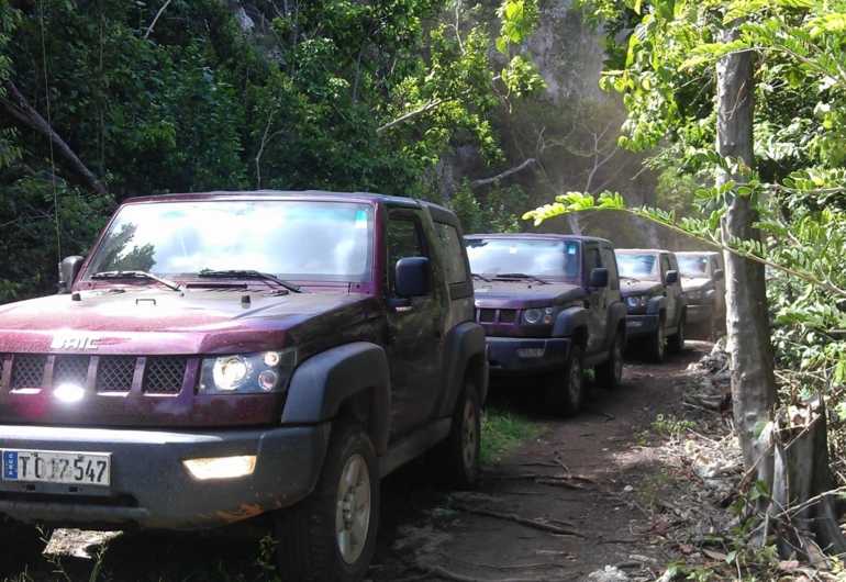 jeep-tour-route-of-coffee-live-heritage-and-tradition-01